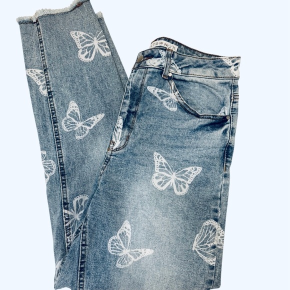 Tinseltown Blue Butterfly Ankle Jeans Size 11/12 - Picture 10 of 10